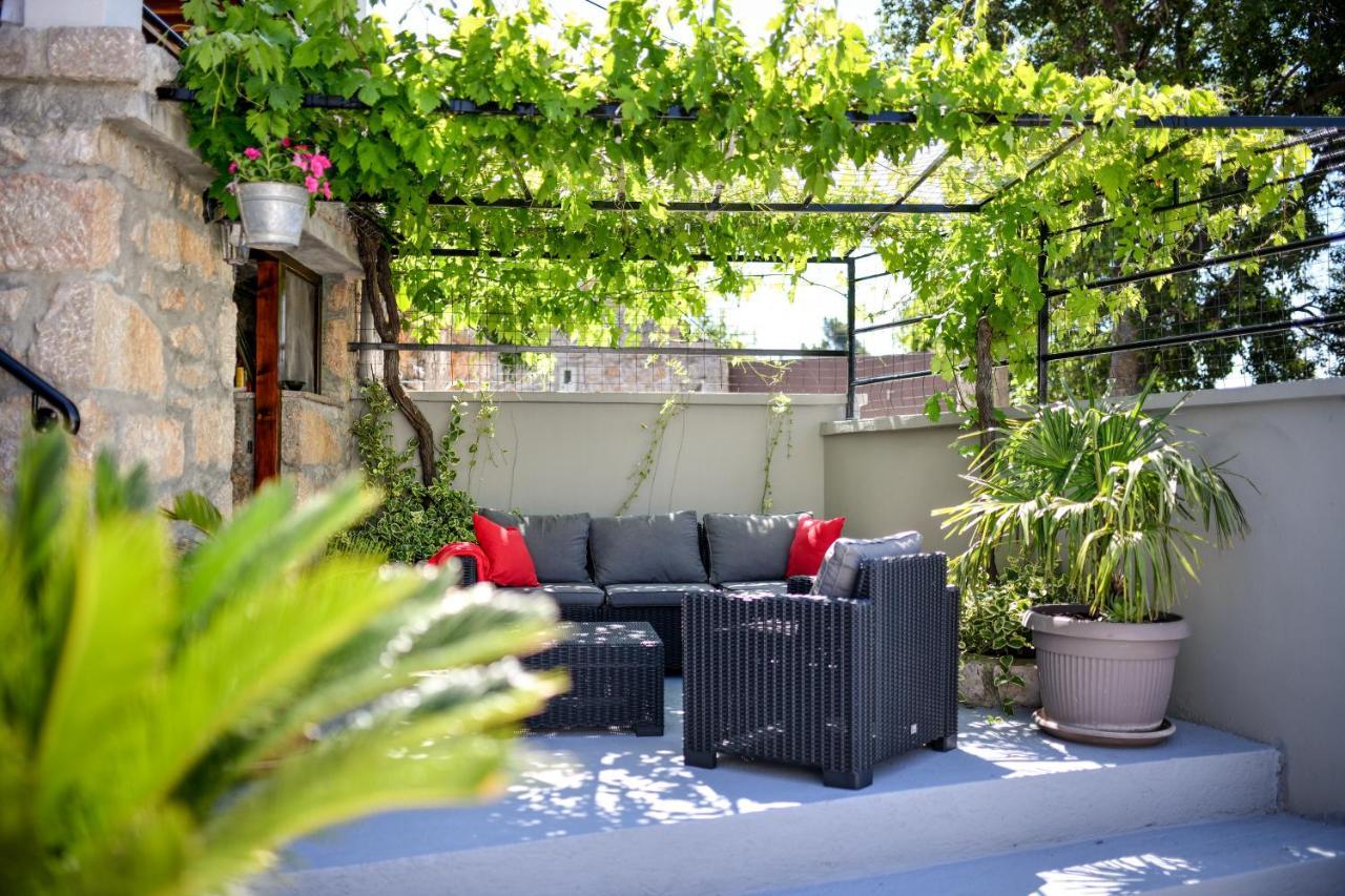 Holiday Home Skevini Dvori ستاريغغاد باكلينتسا المظهر الخارجي الصورة